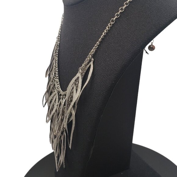 Triple Layered Brushed Silver Tone Feather Bib Necklace - Picture 13 of 13